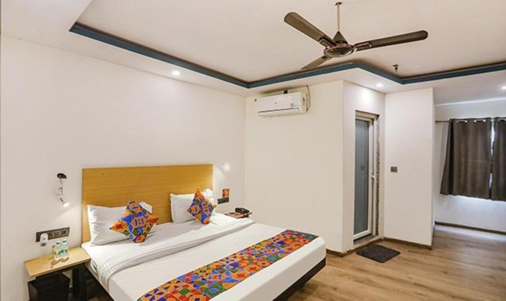 Fabhotel F9 Sector 58 노이다 외부 사진